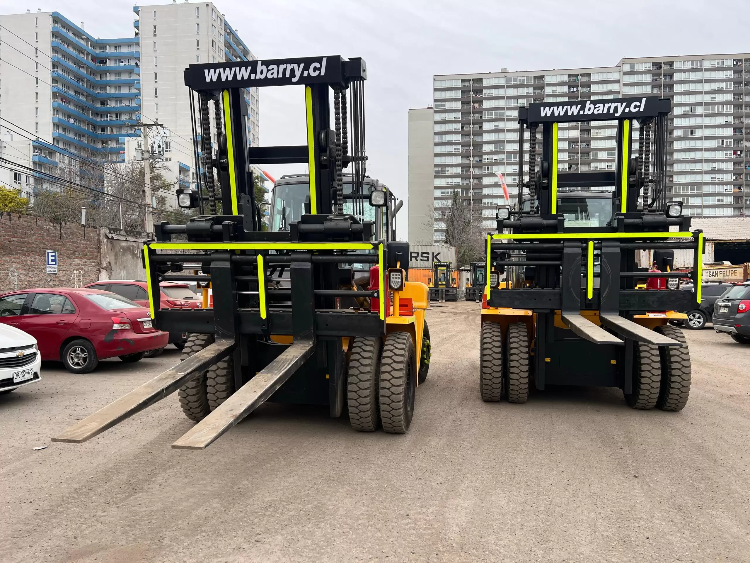 HYUNDAI 13 TON imagen 3