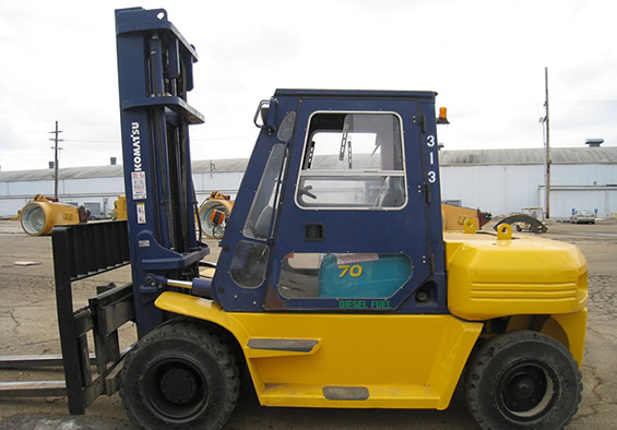 KOMATSU 7 TON