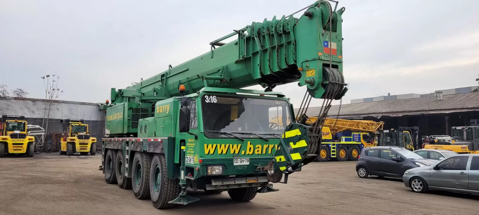 LIEBHERR 90 TON